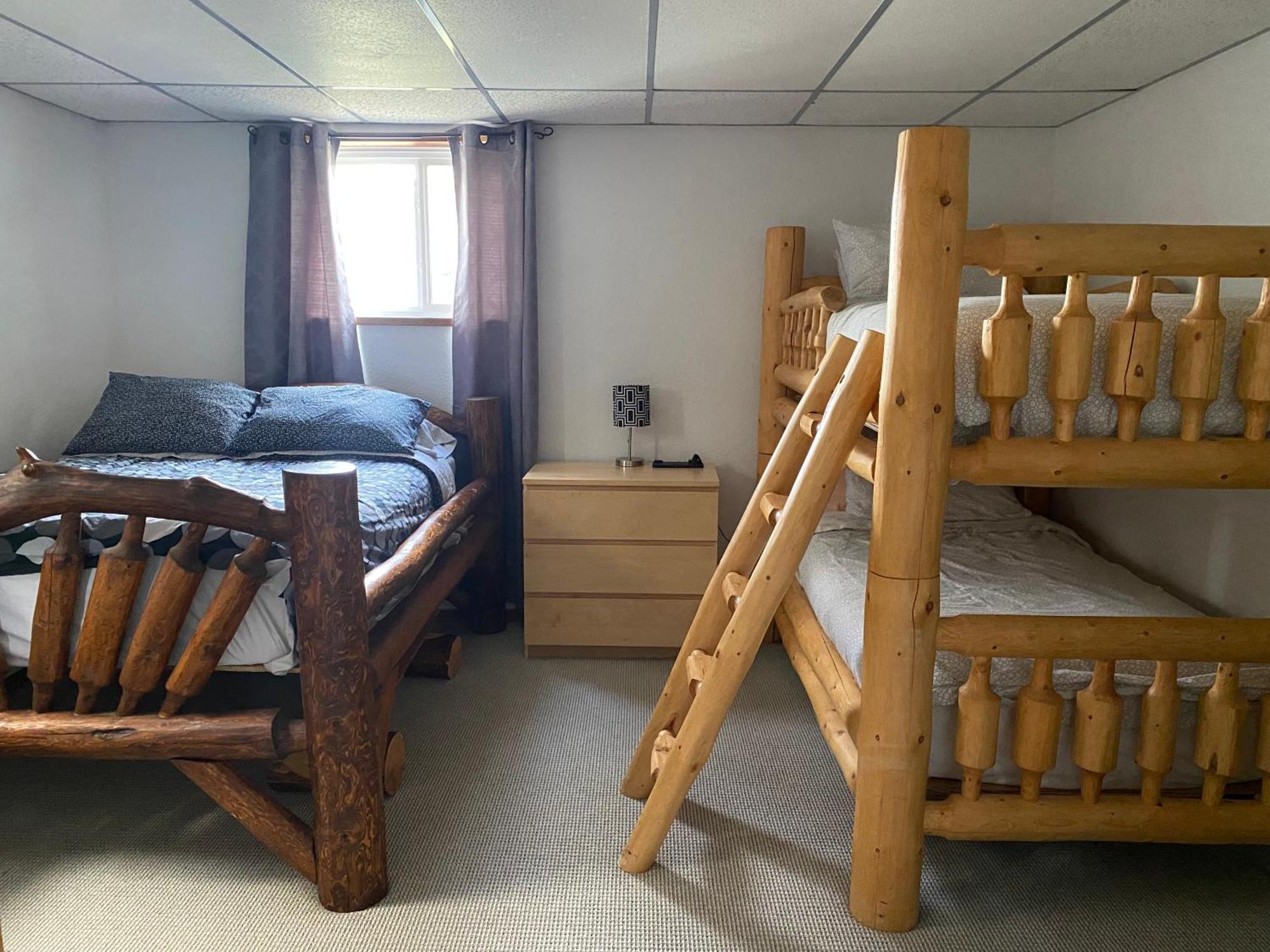 316 Patricia Street Accommodation Jasper Luaran gambar